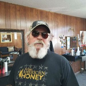 Meet your Posher, Ray